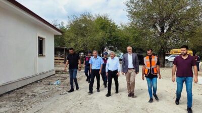 Kahramanmaraş Valisi Mükerrem Ünlüer ve beraberinde Kahramanmaraş İl Emniyet Müdürü
