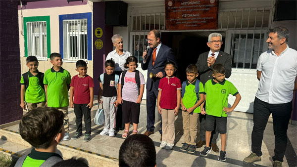 Kadirli’de 2024-2025 Eğitim-Öğretim yılının ilk ders zili çaldı. Kadirli ilçe