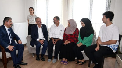 İçişleri Bakan Yardımcısı Sayın Münir Karaloğlu, beraberinde Osmaniye Valisi Dr.