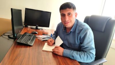 Kahramanmaraş’ın Çağlayancerit ilçesi Belediyesinde çalışan Bünyamin Uzungündeş, ilk kitabı “Gönül
