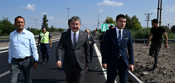 Osmaniye Valisi Dr. Erdinç Yılmaz, yapımı devam eden Toprakkale-Mustafabeyli Bağlantı