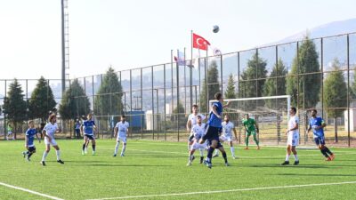 Türkiye Futbol Federasyonu (TFF) 3. Lig 4. Grupta şampiyonluk mücadelesi