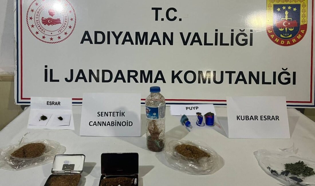 Adıyaman’da Jandarma ekipleri tarafından uyuşturucu satıcılarına yönelik gerçekleştirilen operasyonda 23