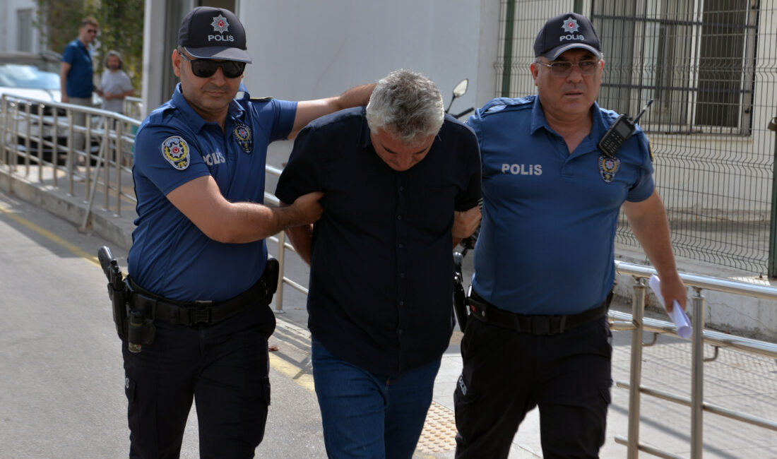 Adana’da bir adam, eşine rapor almak için gittiği aile hekimini