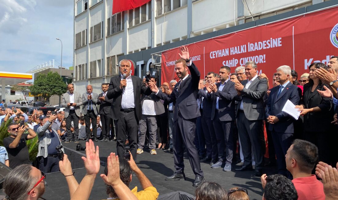 Adana’nın Ceyhan ilçesinde siyasi yasakla karşı karşıya kalan Belediye Başkanı