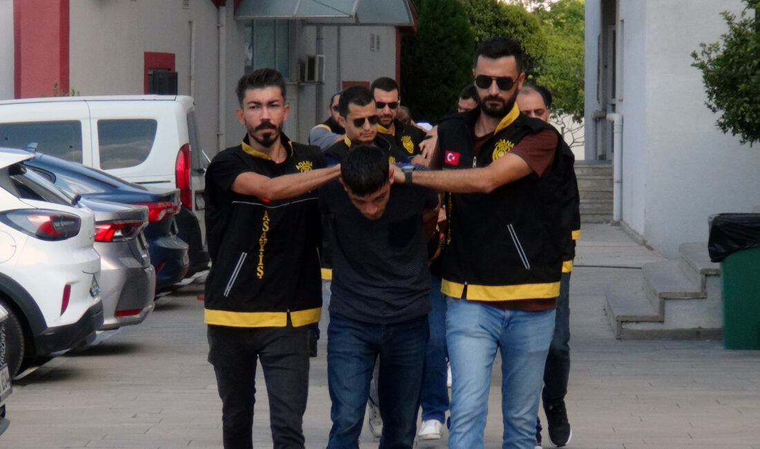 Adana’da seyyar döner tezgahının önünde silahlı saldırıya uğrayan ve hayatını