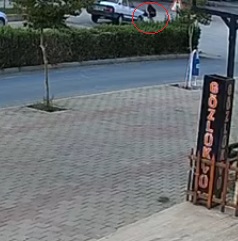 Kozan ilçesinde bir fırından ekmek almaya giden 90 yaşındaki Rahma