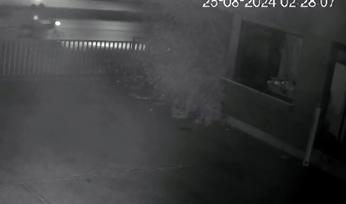 Adana’da bir hırdavat dükkanına tabancayla ateş açıp kaçan 3 şüpheli