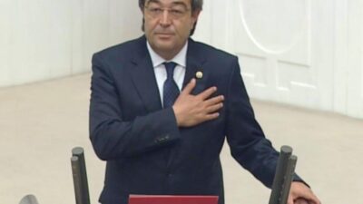 İYİ Parti Kayseri Milletvekili Dursun Ataş, partisinden ayrıldığını duyurdu. Ataş,