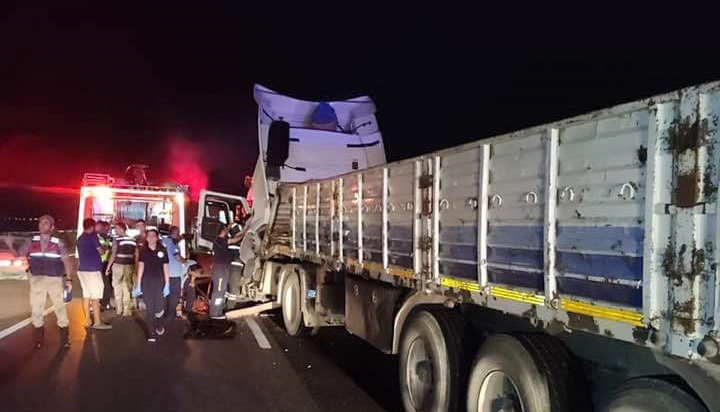 Nurdağı ilçesinde TIR kazası: Bir kişi hayatını kaybetti Gaziantep’in Nurdağı