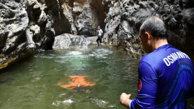 Osmaniye Belediyesi öncülüğünde Belediye Başkanı İbrahim Çenet’in katılımıyla Amanos Dağları
