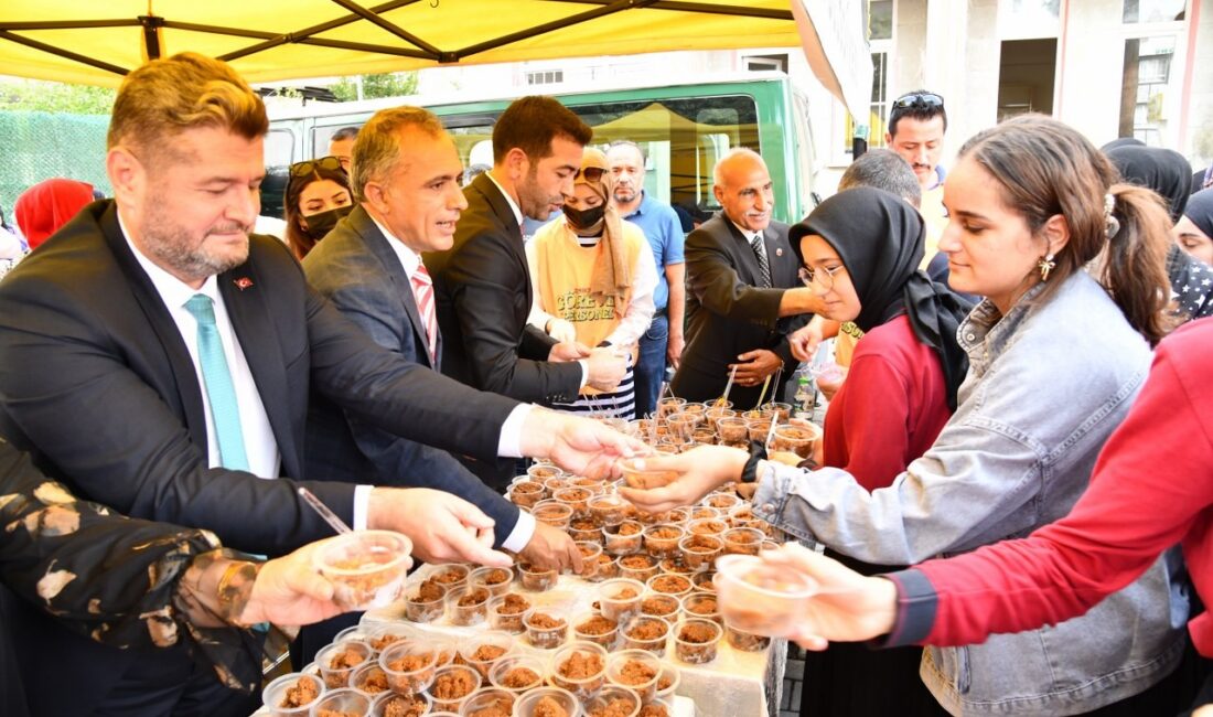 Osmaniye Belediyesi tarafından Mevlid-i Nebi Haftası dolayısıyla, Necmettin Erbakan Kız