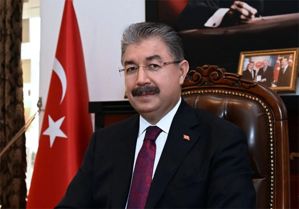Osmaniye Valisi Dr. Erdinç Yılmaz, 2024 yılı Ağustos ayında Polis