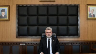 Cumhuriyet'in kuruluşunun 101. yıl dönümü dolayısıyla düzenlenen programa katılan Başkan