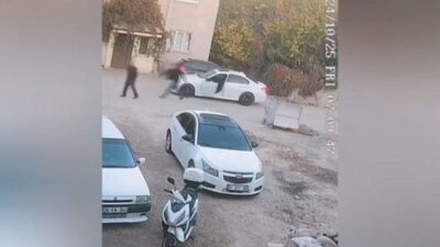 Kahramanmaraş’ın Elbistan ilçesinde yaşanan silahlı saldırı güvenlik kamerasının görüntülendi.