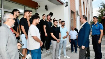 Osmaniye’nin Kadirli ilçesinde Kaymakam Erdinç Dolu, Kredi ve Yurtlar Kurumu