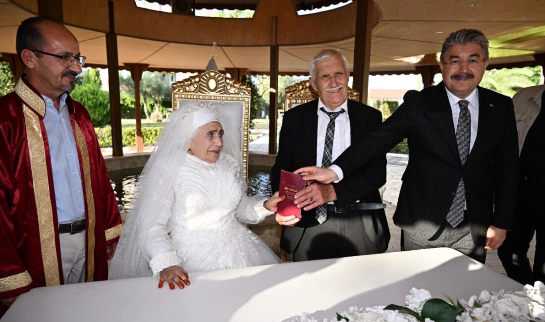 Osmaniye Valisi Dr. Erdinç Yılmaz, 1 Ekim Dünya Yaşlılar Gününde