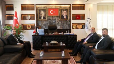 Çağlayancerit Belediye Başkanı Yemliha Göktaş, Belediye Başkan Yardımcısı Halil Topkıran