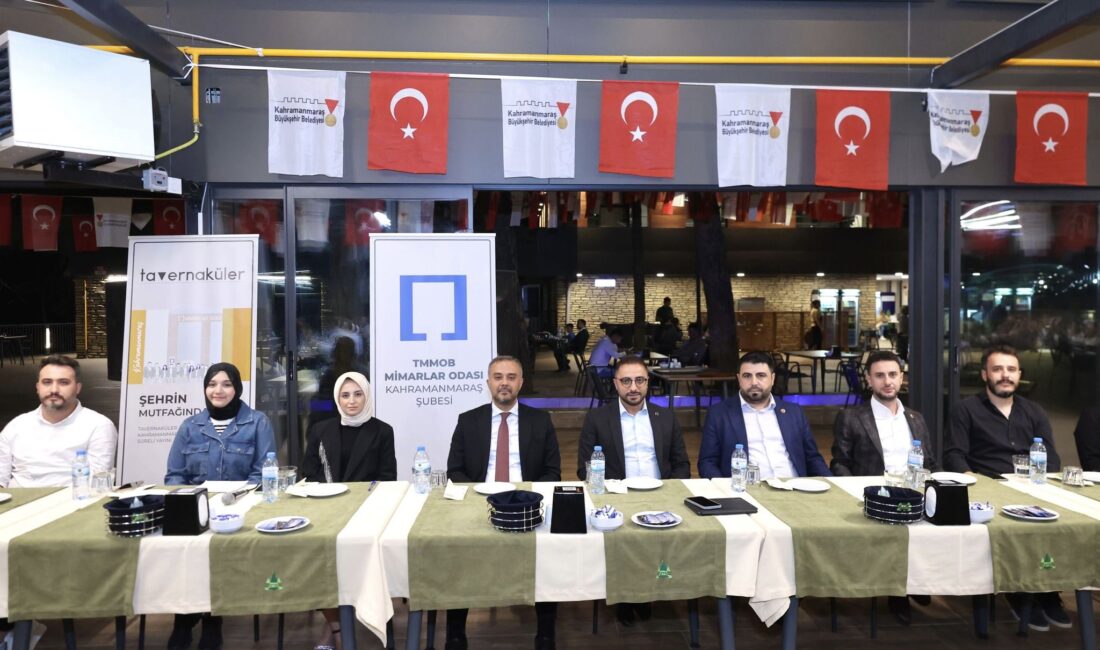 Onikişubat Belediye Başkanı Hanifi Toptaş, Mimarlar Odası Kahramanmaraş Şubesi tarafından