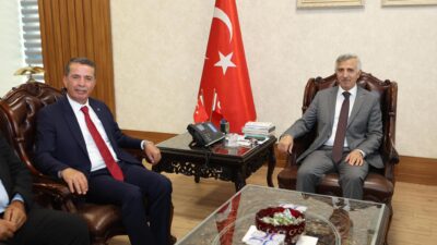 Kahramanmaraş Belediye Başkanları Birliği, Kahramanmaraş Valisi Mükerrem Ünlüer’i makamında ziyaret
