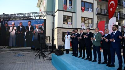 Cumhurbaşkanı Recep Tayyip Erdoğan’ın canlı bağlantı ile katıldığı Deprem Konutları