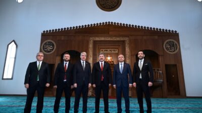 Osmaniye Valisi Dr. Erdinç Yılmaz, yapımı tamamlanan Osmaniye Millet Bahçesi’nde