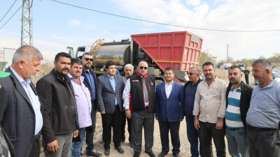 Dulkadiroğlu Belediye Başkanı Mehmet Akpınar, Elmalar Mahallesi’nde Fen İşleri Müdürlüğü