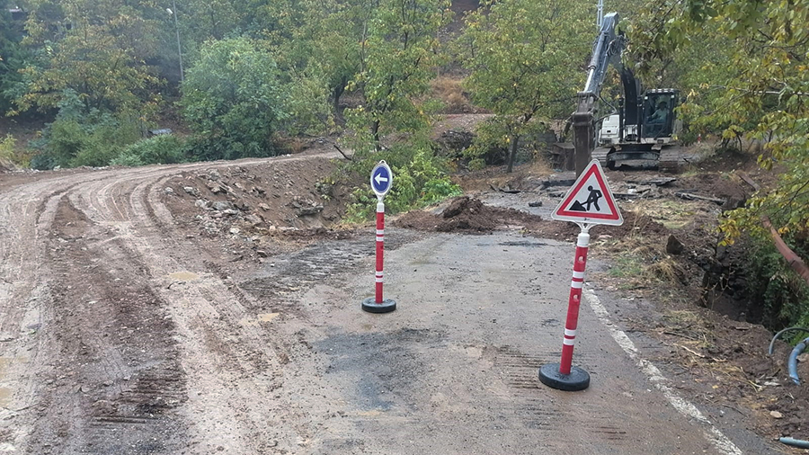 Büyükşehir Belediyesi, Dulkadiroğlu’nda Bertiz bölgesindeki mahallelerin ulaşımda aktif kullandığı grup