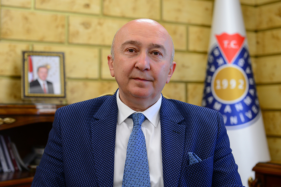 Kahramanmaraş Sütçü İmam Rektörü Prof. Dr. Alptekin Yasım yaptığı yazılı