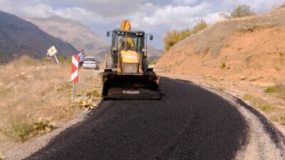 Büyükşehir Belediyesi, Ekinözü kırsalında bölgedeki birçok mahallenin ulaşımda aktif olarak