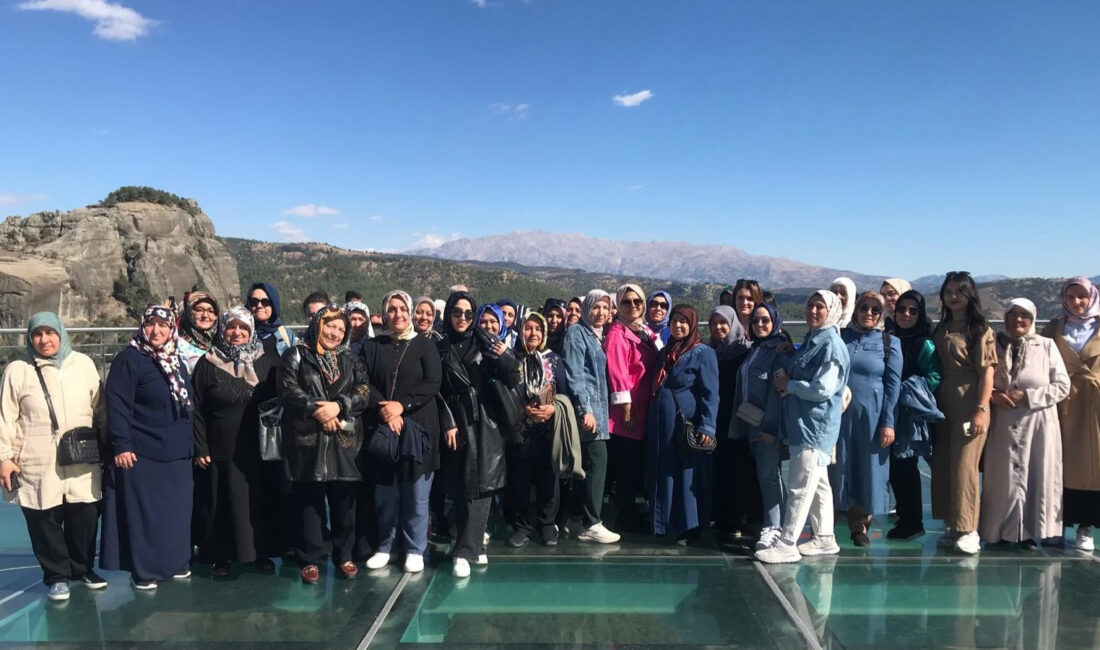 Büyükşehir Belediyesinin Kadınlarla Baş Başa Doğa Gezileri birbirinden eğlenceli ziyaretlerle