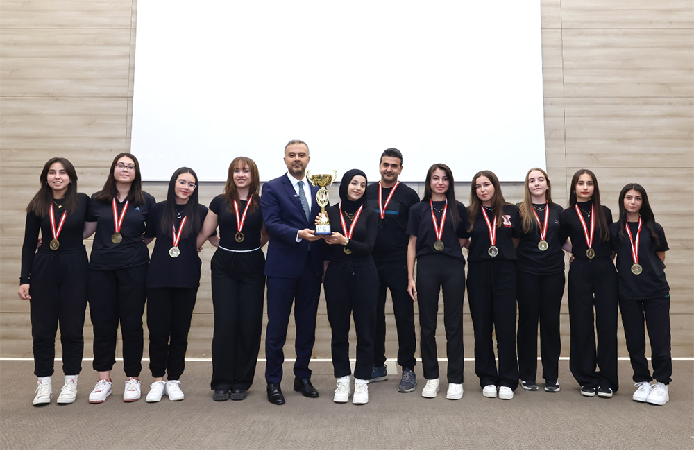 Onikişubat Belediyesi’nin 29 Ekim Cumhuriyet Bayramı etkinlikleri çerçevesinde düzenlediği Cumhuriyet
