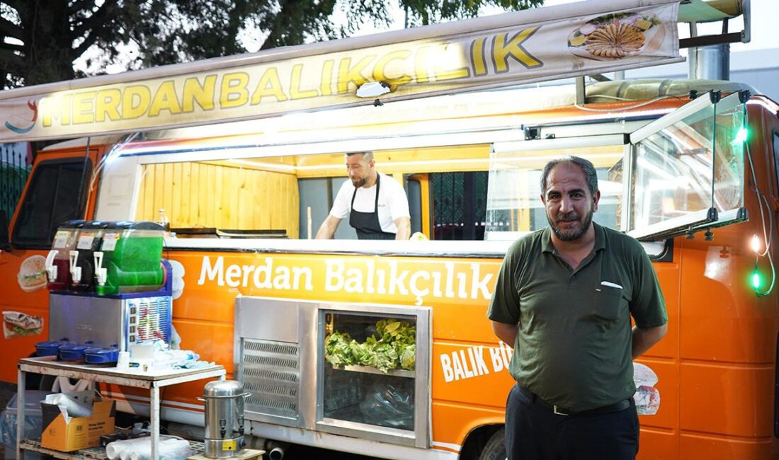 Kahramanmaraş’ta balık fiyatlarında yaşanan şok indirim, tüketicilerin yüzünü güldürdü. Kahramanmaraş