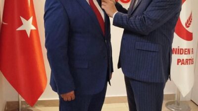 Makina-Jeoloji-İnşaat Mühendisi İş İnsanı Murat Kozalak, Yeniden Refah Partisi’ne geçti.