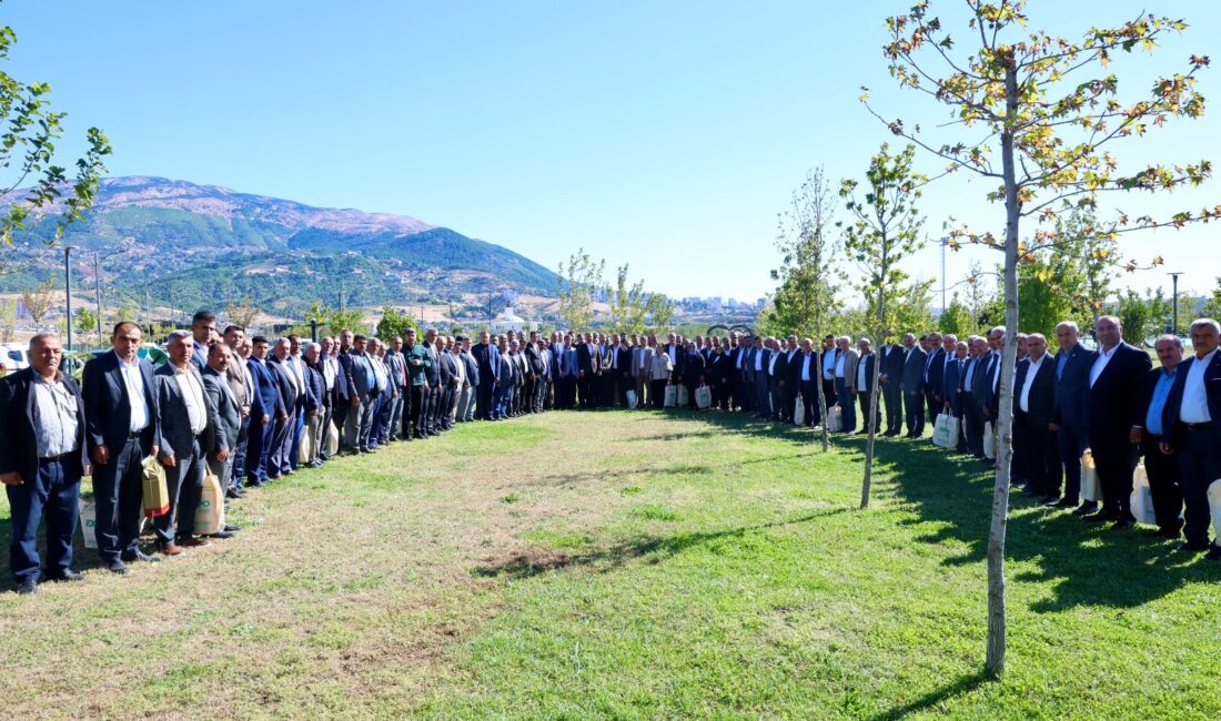 Onikişubat Belediye Başkanı Hanifi Toptaş, 19 Ekim Muhtarlar Günü dolayısıyla