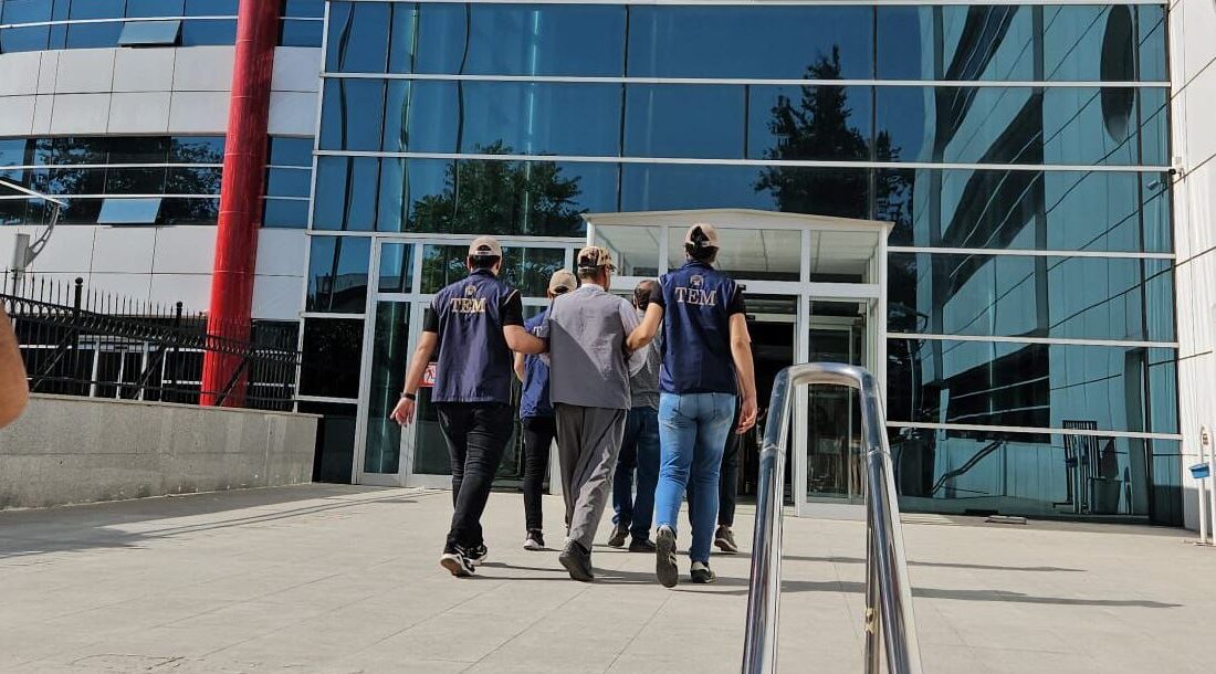 Mahir ALAN/ADIYAMAN, – ADIYAMAN’da, polisin terör örgütü PKK’ya yönelik operasyonunda