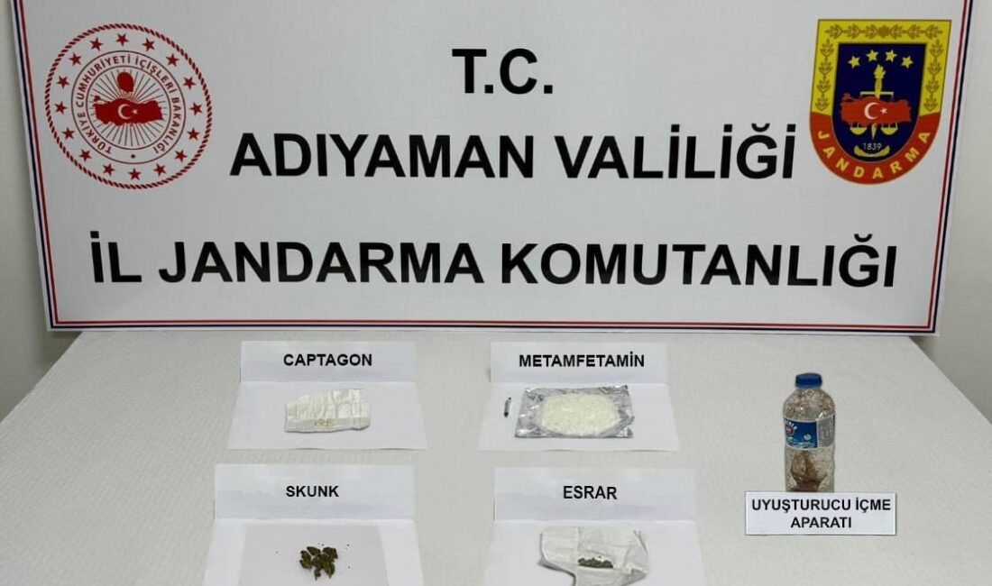 Mahir ALAN/ADIYAMAN, – ADIYAMAN’da, jandarma ekipleri tarafından düzenlenen uyuşturucu operasyonunda