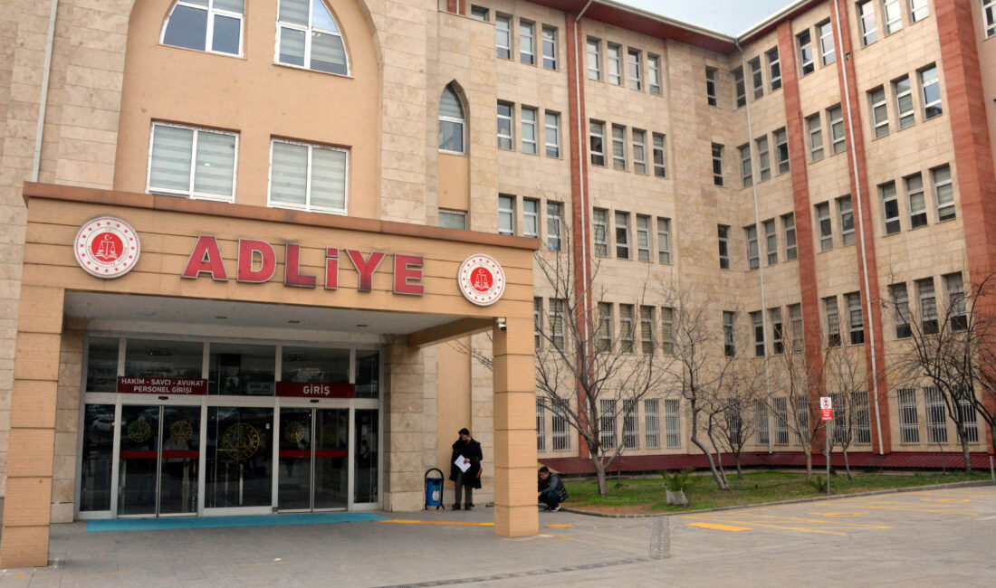 Ömer KOÇ/KAHRAMANMARAŞ, – KAHRAMANMARAŞ’ta, depremde yıkılan 48 kişinin hayatını kaybettiği