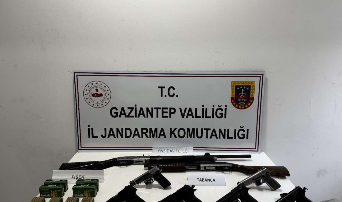 GAZİANTEP, – GAZİANTEP’te, jandarmanın düzenlediği kaçak silah operasyonunda 5 şüpheli
