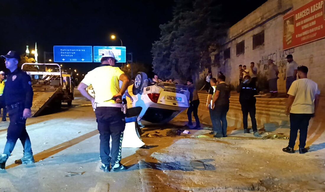 Ahmet ATMACA/ GAZİANTEP, – GAZİANTEP’te, kontrolden çıkarak taklalar atan otomobilin