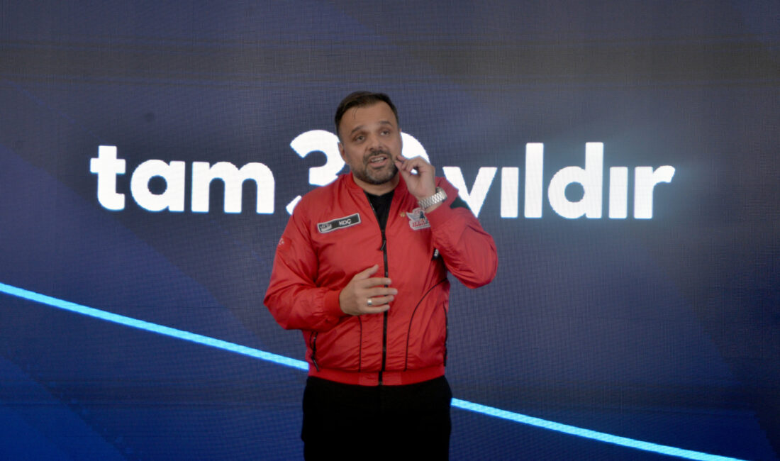 Anıl ATAR-Yaşar SERİNTÜRK/ADANA, – ADANA’da bu yıl 7’ncisi düzenlenen TEKNOFEST’te,