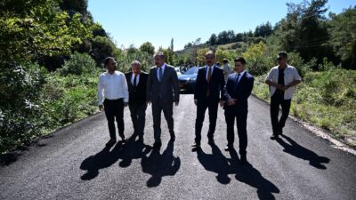 Osmaniye Valisi Dr. Erdinç Yılmaz, Sumbas-Çiçeklidere-Esenler-Bağdaş Grup Yolu çalışmalarında inceleme