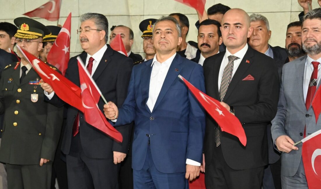 Osmaniye’de, 29 Ekim Cumhuriyet Bayramı’nın 101’inci yıl dönümü kutlamaları çerçevesinde