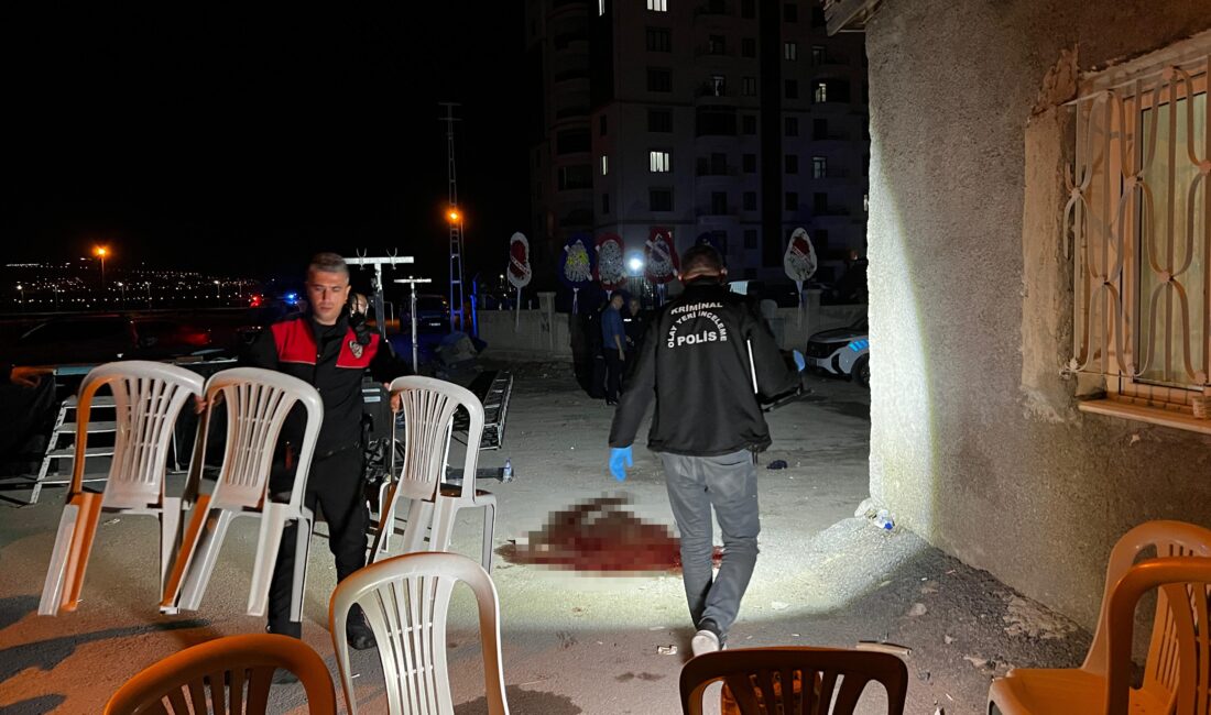 Furkan KAVUKLU/ KAYSERİ, – KAYSERİ’de Sedat İ., düğünde kuzeni Metin