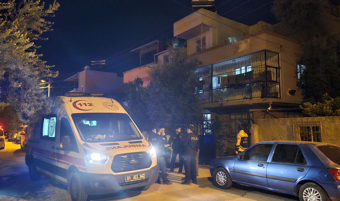 Gökhan KESKİNCİ/ADANA, – ADANA’da, S.A. (26) yatağında uykudaki annesi Mintaha