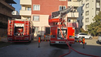 Kahramanmaraş'ın Dulkadiroğlu İlçesi Divanlı Mahallesi'nde bulunan 5 katlı bir binanın