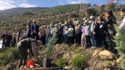 Osmaniye’nin Sumbas ilçesinde, 11 Kasım Milli Ağaçlandırma Günü kapsamında anlamlı
