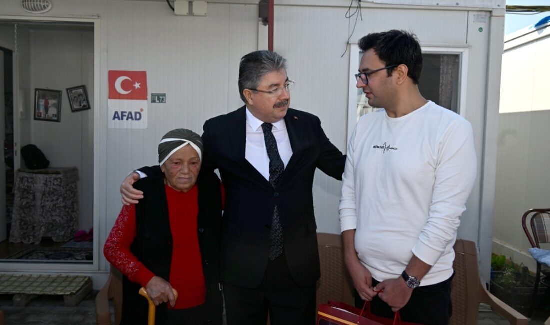 OSMANİYE’de zor şartlar altında çadırda yaşayan Gülderen Çetin (72), Vali