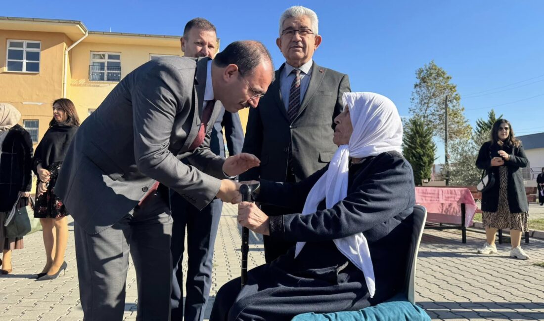 Kadirli’de merkez ve köy okullarının tamamında uygulamaya geçirilecek olan Açık