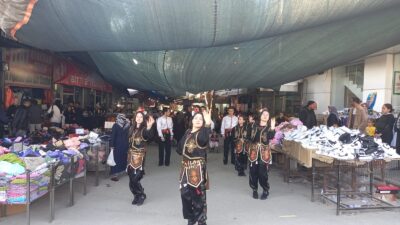 Derepazarı Esnaf İndirim Günleri yoğun bir ilgiyle devam ederken çarşıda